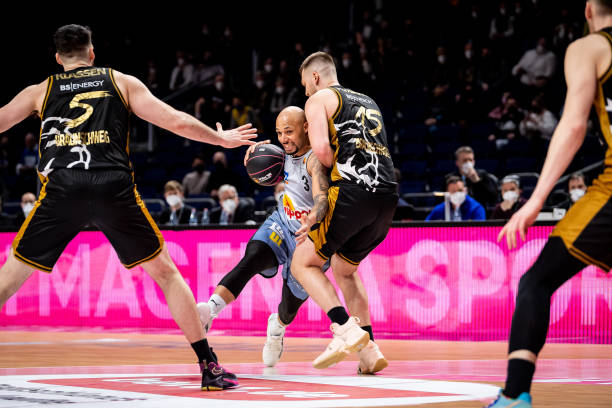 早期犯规 早期犯规