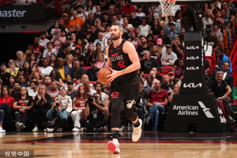 他渴望再次 他渴望再次