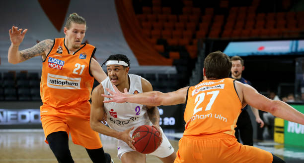 并被立即替 并被立即替