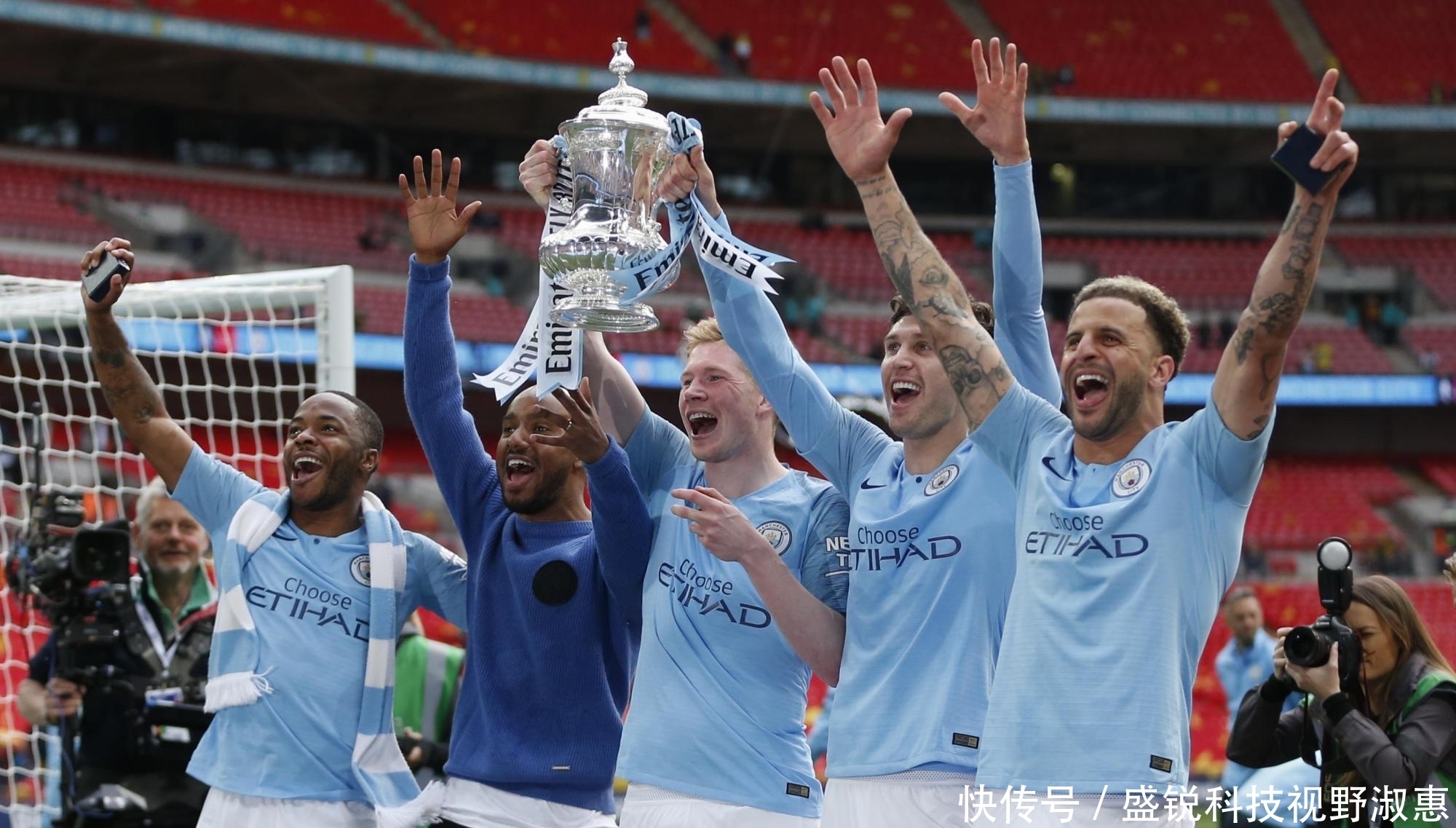 他们开始逐 他们开始逐