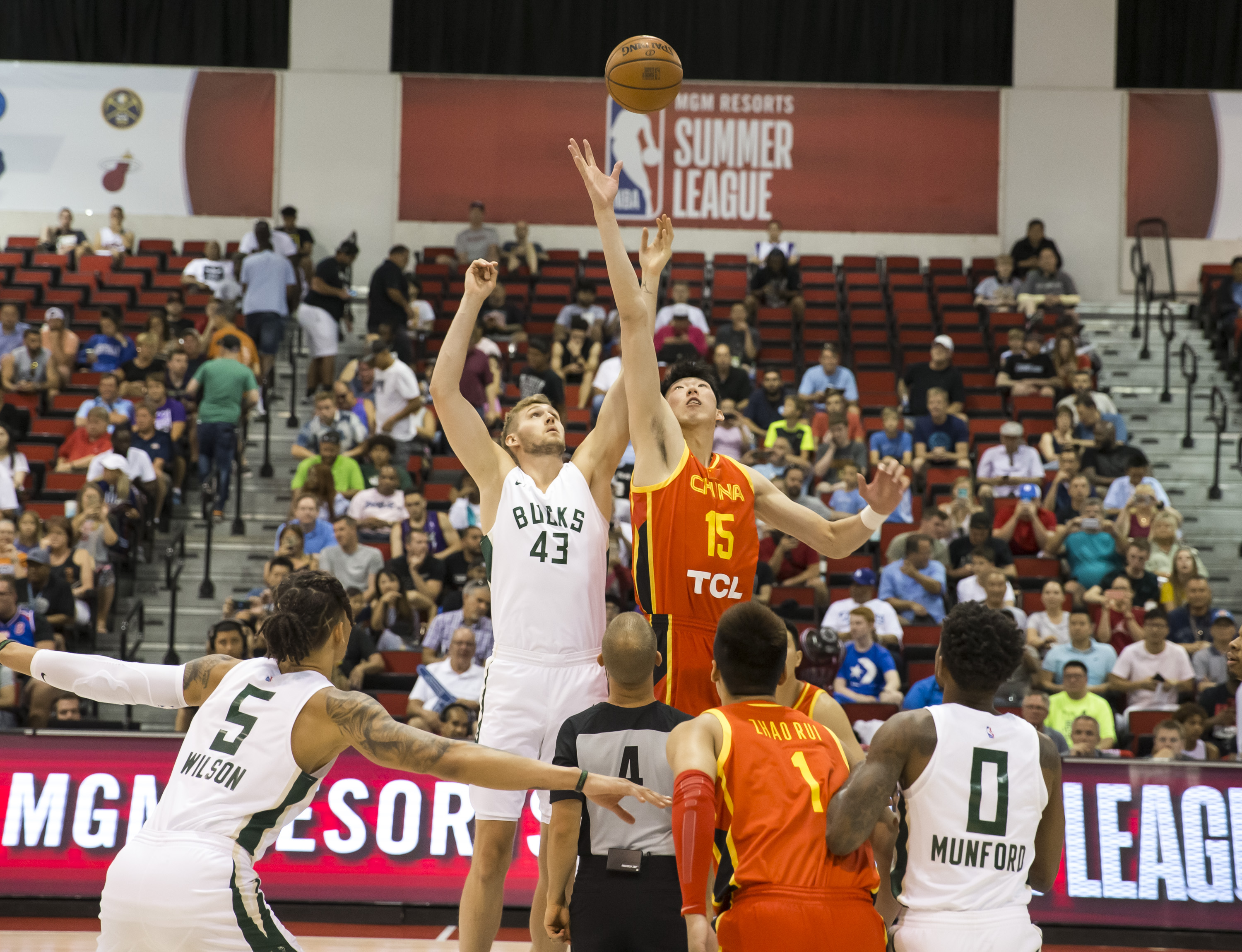 优雅且执着 优雅且执着